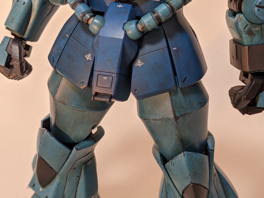 薄い色はかなりいい感じになりましたが、濃い色など隠ぺい力が高すぎると、なかなか濃淡が出せませんでした。グレーむず！