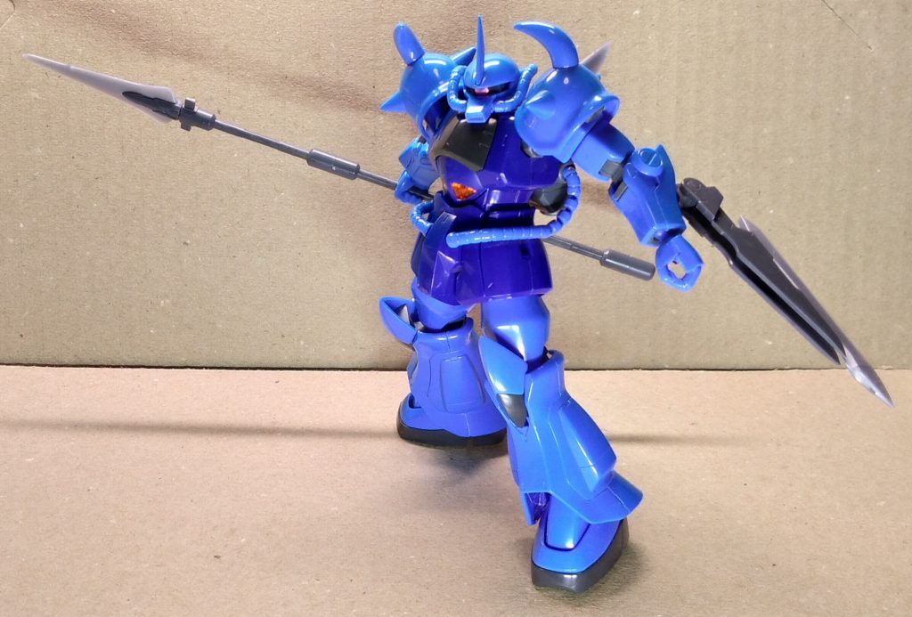 加えてランスを持たせてみました。ビームライフル等より実体剣やサーベルが好きなので、こういう作り方が多いです。