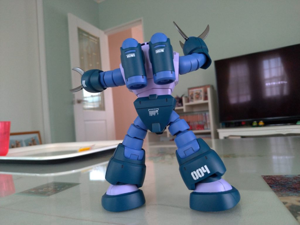 今回はマスキングでの塗り分けに挑戦しましたがコチラモ上手くいきました!ナンバリングデカールは、デカール貼りのセンスがなくとも格好良く仕上がります♪