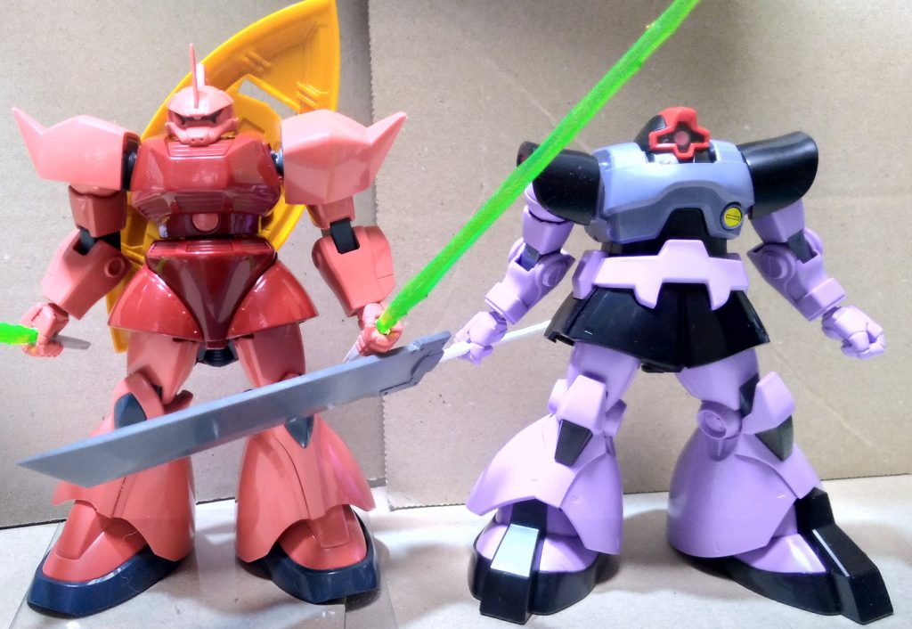 ドムと。ドムもしっかりヤスリとコンパウンドをしておけばよかったですね。完全パチ組みは華やかさに欠けてしまいます。