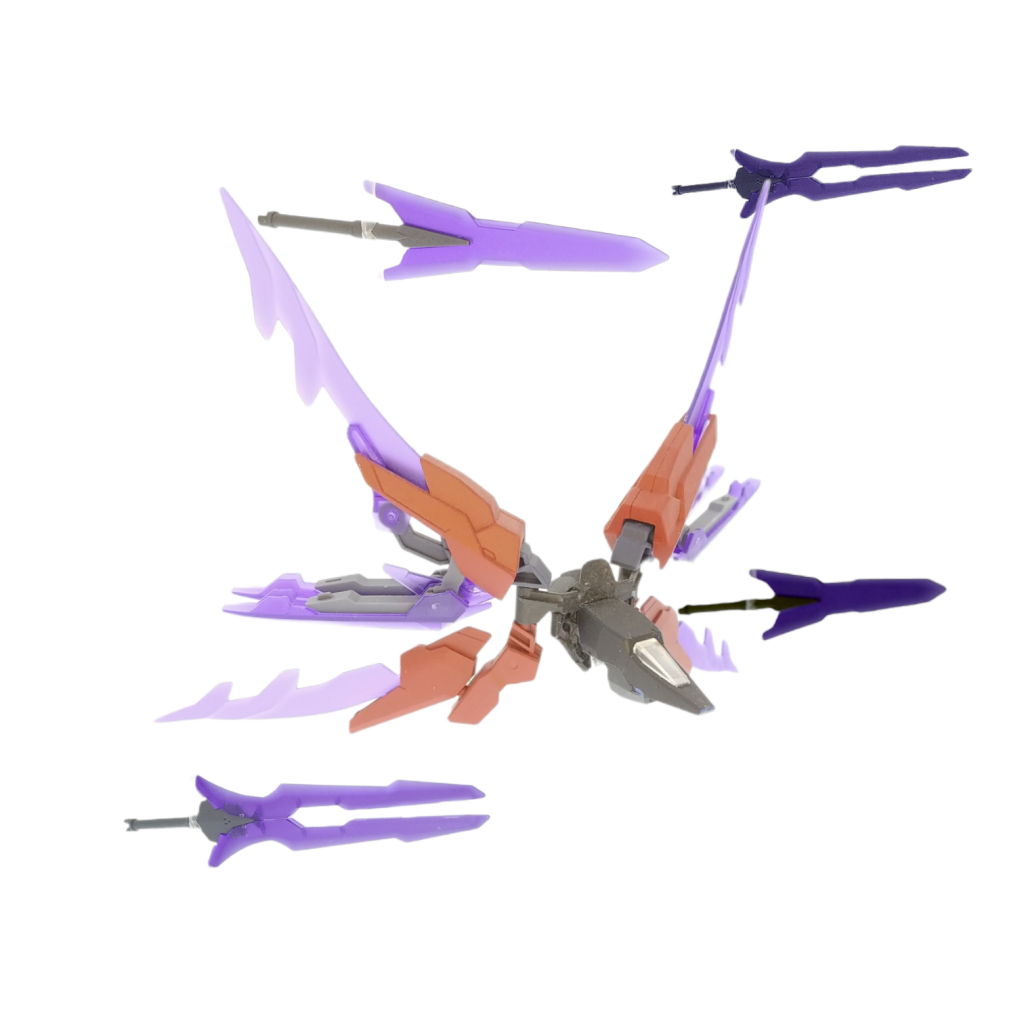 そして心臓部がコアファイターにあるので、当然ビットはコアファイター状態でも使用できます。コアファイター自身の火力は0ですが、ビットを連れまわすことでこの状態でも格闘戦(戦闘機的な格闘ではなく、MS的な格闘)が継続可能!いや、ここまで追い込まれたら普通は逃げるんで自衛用装備ですけどね。以上、ご覧くださりありがとうございました。これからもフォース『BLDTroiaS』をよろしくお願いします。