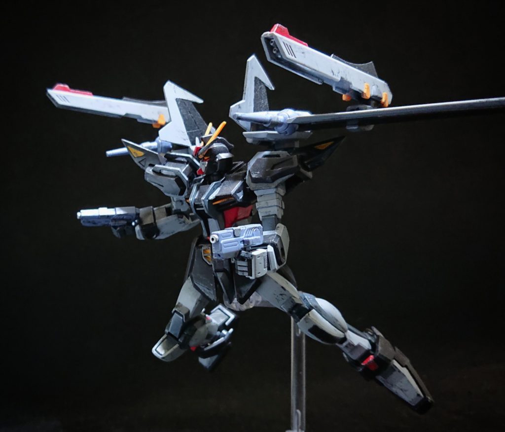 ストライクノワール–3枚目/制作者：katana