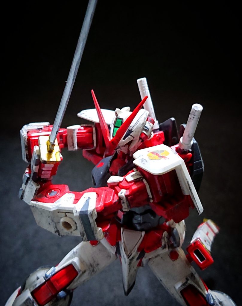 ガンダムアストレイレッドフレーム–3枚目/制作者：katana