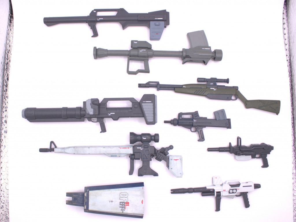 スナイパーⅡは好きな機体なので、付属品以外にも武器はたくさん作りました。(*'ω'*)