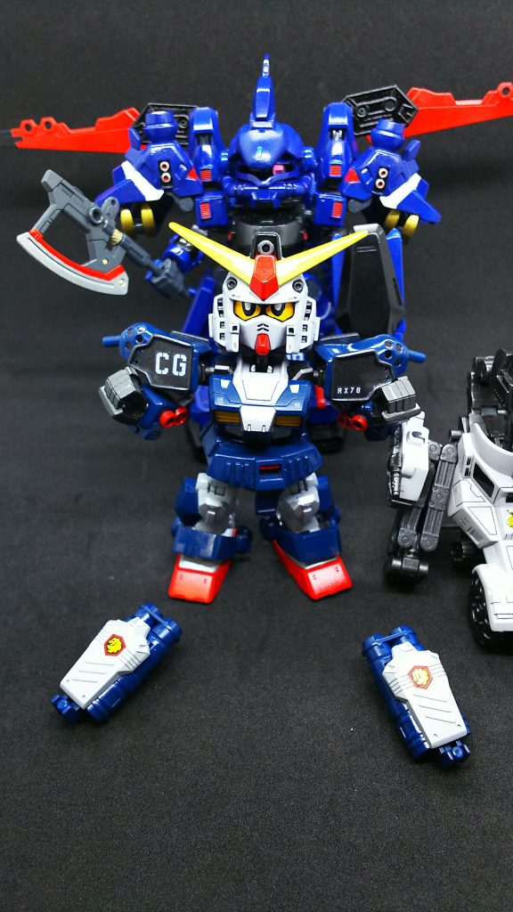 ザクバロルゼクス「キャプテン！私を使え！」キャプテンガンダム「了解！」