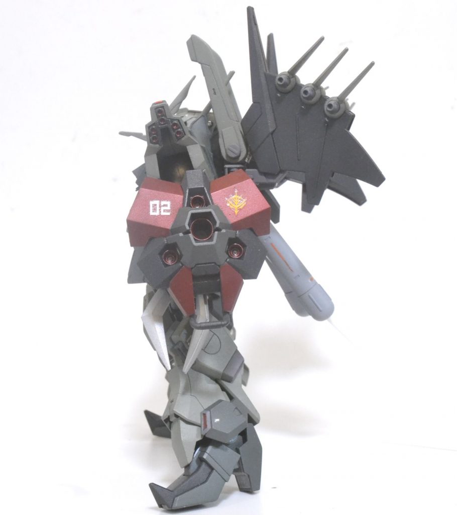 真横原作ぽいイメージを継承しつつ渋めの色合いということでガイアノーツのパールローズディープレッド。これいい色です。
