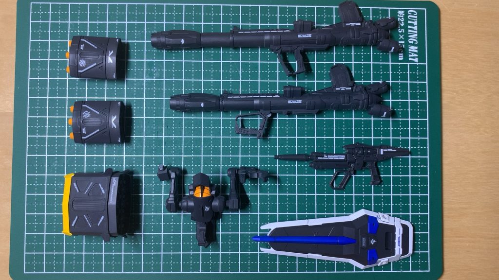 ビームライフルとシールド以外はプリンター出力品ですが、キットと遜色ない完成度となりました。