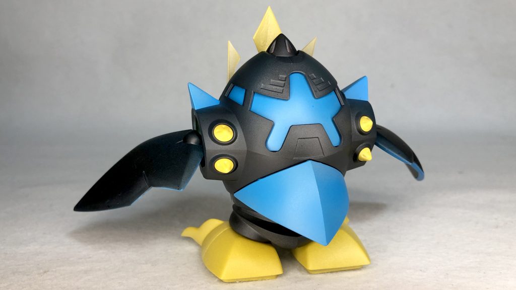 バックショット羽にはAGEよりダナジンの先端の羽を使用全面の腰の三角の部分は取り後ろは残したまま尻尾として活用してみました