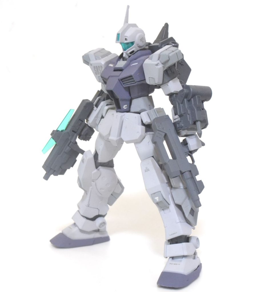 1号機カラーリングはコアガンダムG3を目指したのですが、作成途中でハイブーストジムというのをネットで見かけたのでハイブーストSR/GMと命名しました。もともとロービジぽい配色をしたかったのでグリーンをどうするか悩んでいたところケルディムガンダムサーガのライフルが目にとまり、持たせてみました。