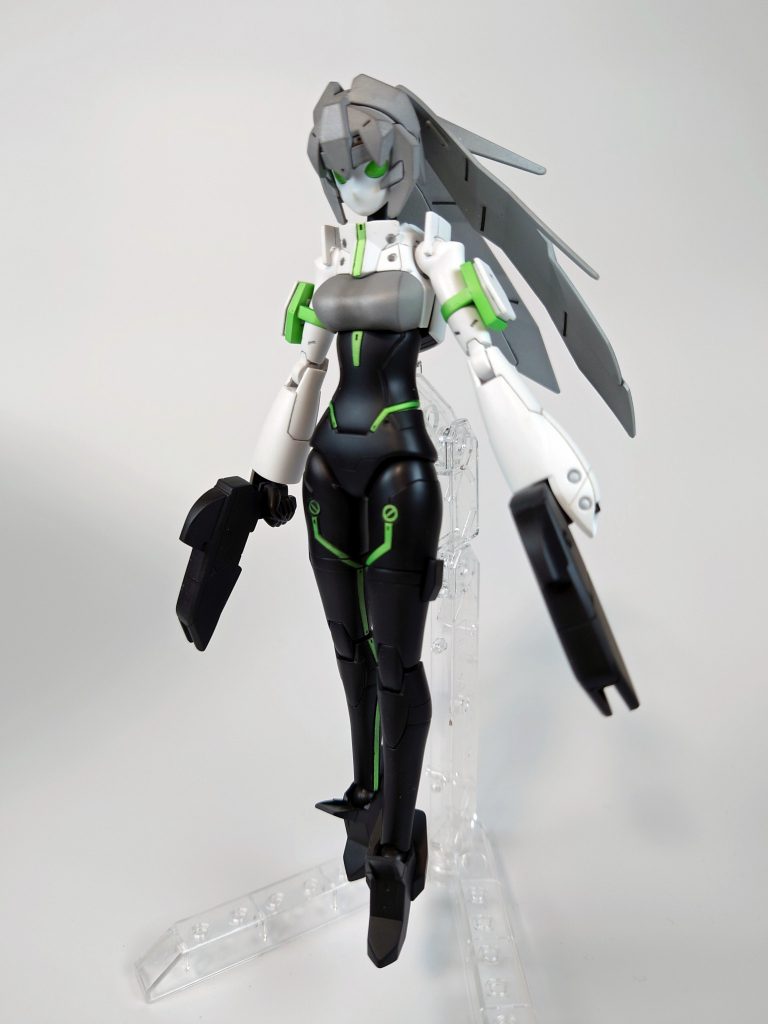 ビームハンドガンの脚部への接続はピンが不細工だったのでネオジム磁石に変更。