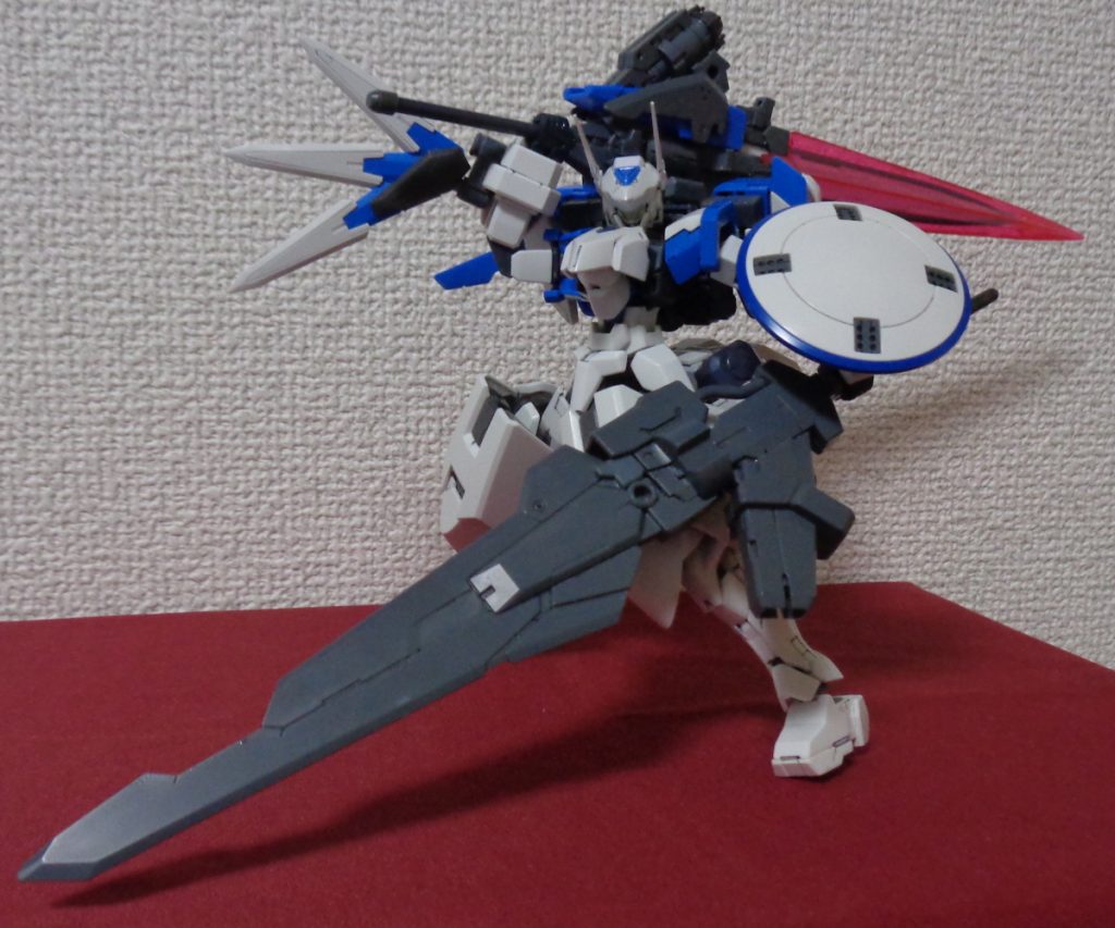 GNキルソード＆GNキルソードⅡの二刀流！最近ガンプラ以外のプラモデルばかり作っていてGUNSTAさんで投稿するネタがなかったんですが、「オリ武器企画」なるものが開催されたので飾っていただけだったのを撮影しました。こういう企画はありがたいですねーヽ(=´▽`=)ﾉ