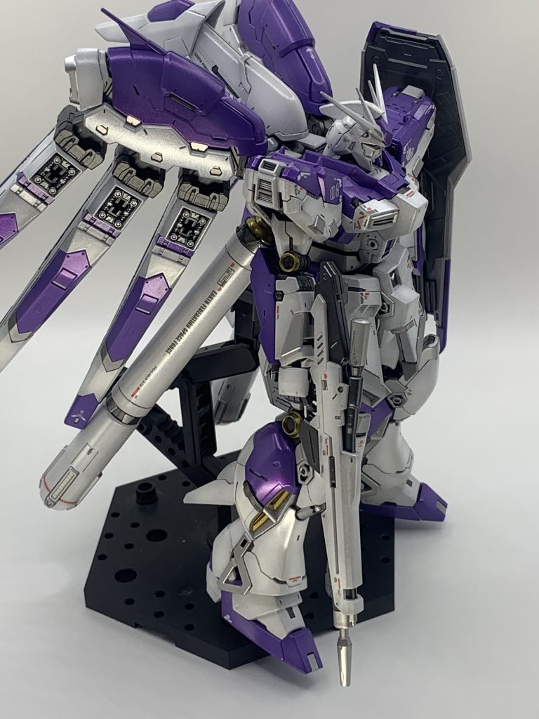 Hi-νガンダムRG  水性パール塗装–5枚目/制作者：MR.T