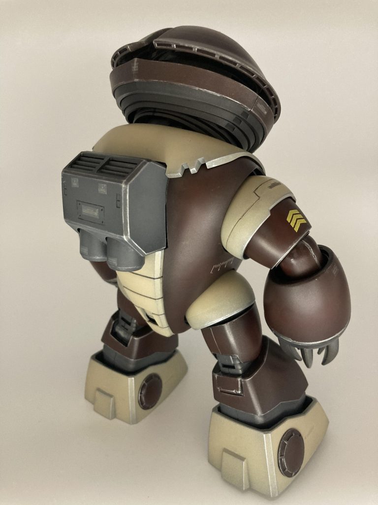 バックパックと肩は初めてスジボリに挑戦しましたが、正直まだまだですね💦