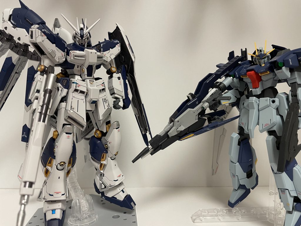 お気に入り２体で2ショット、色合いも似てるので兄弟機っぽくてお気に入りです