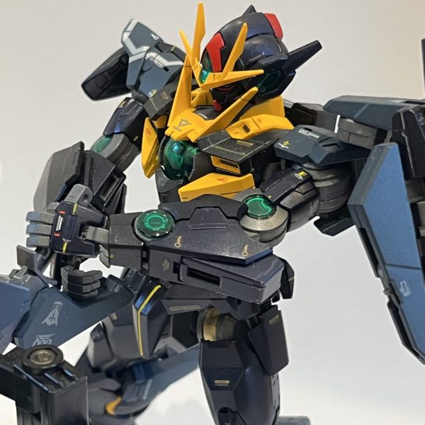 MG ダブルオークアンタ　ティターンズカラー