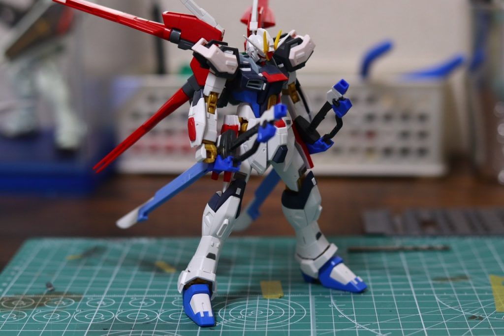 塗装前の写真。実は肩の使用キットはストライクルージュ