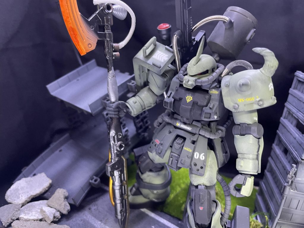 ザクⅡ F2 HG–3枚目/制作者：M.sen