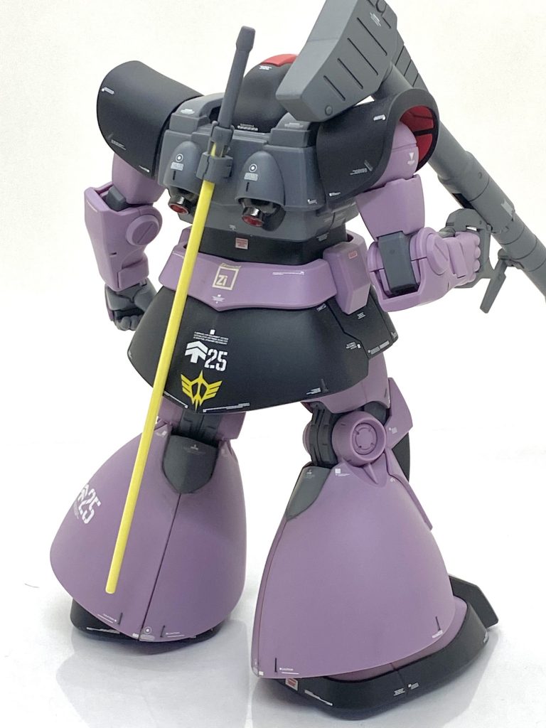 【2025A/W新作★送料無料】 MS-09 HGUC ドム トリプルドムセット)｜ウサ男さん (黒い三連星 ロボット
