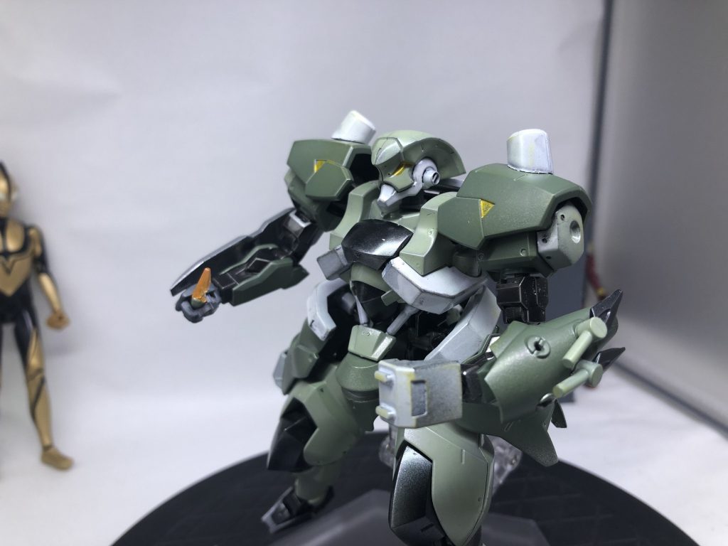 イフリートシュナイドのヒートクナイも装備して近接強化！