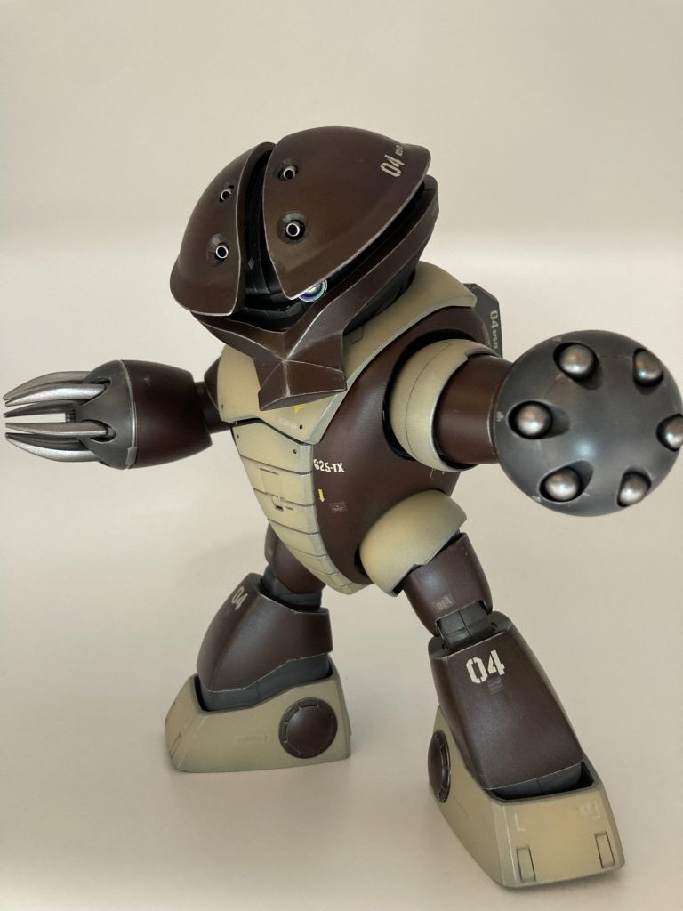 今回は下地を黒鉄色でグラデーションにしました！お腹の明るいブラウンが、意外と隠蔽力が強く、思ったより明るい色になりましたが満足しています。