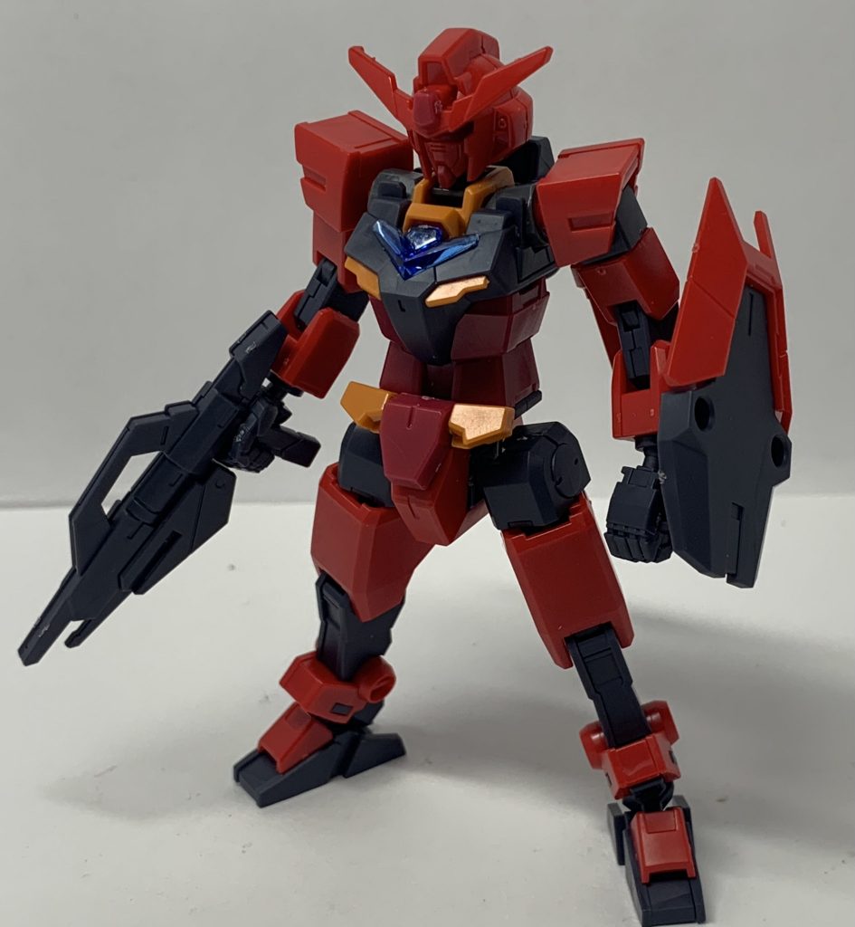 コアガンダムのランナーはそのまま入っているので赤いコアガンダムとしても組むことができます。