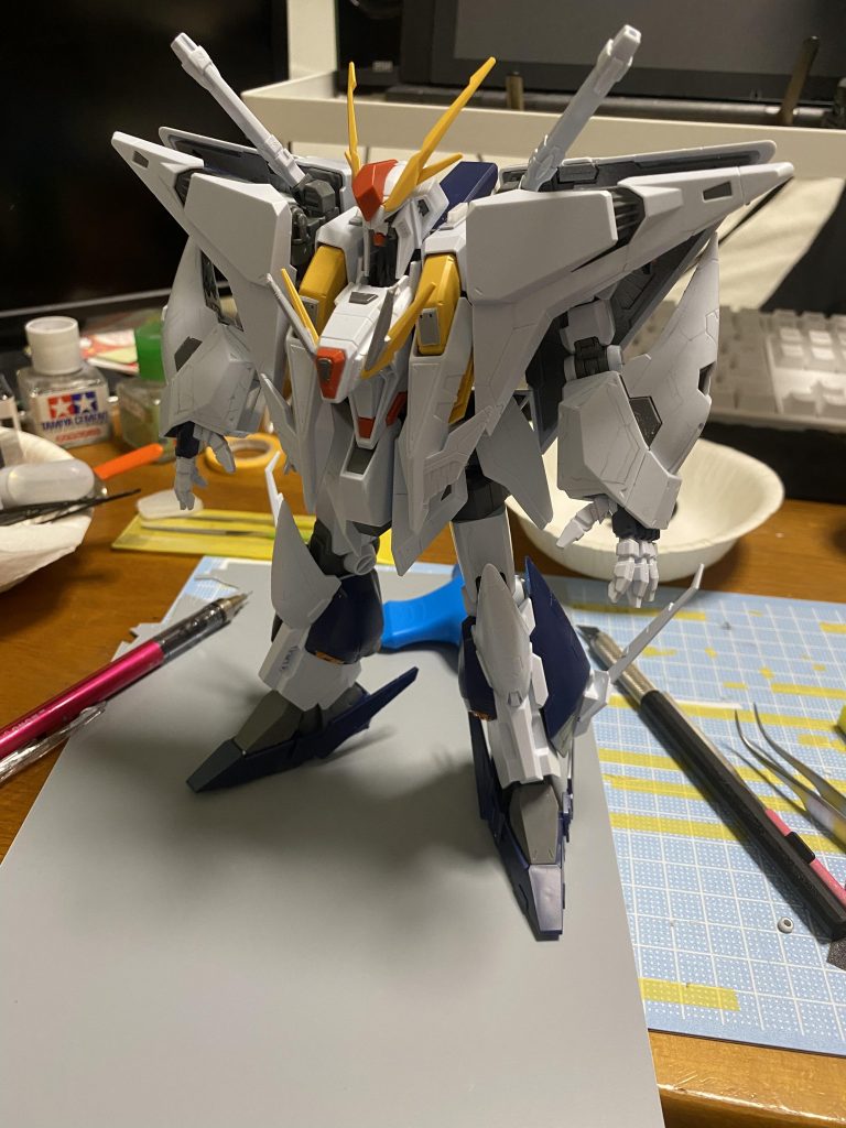 仮組み状態今回、初めて仮組みという工程をしました。今までは、ランナー切り離しの後は、全体像も見ずにパーツ単位でディティールアップして、塗装をしていました。一つ成長です。