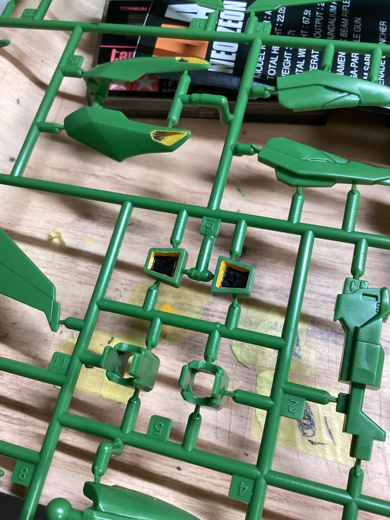 こういう部分塗装難しい。