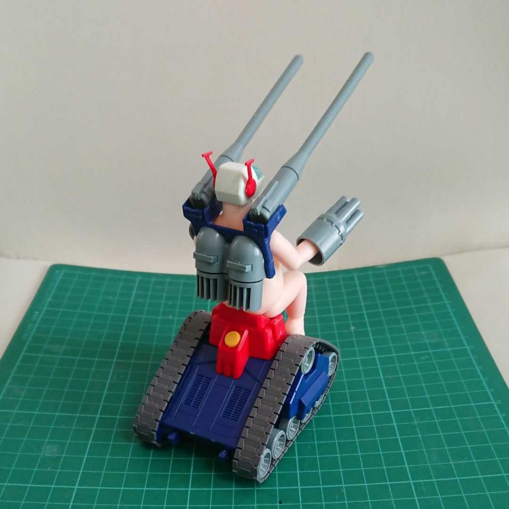 とにかく明るいガンタンク–2枚目/制作者：COPUKU