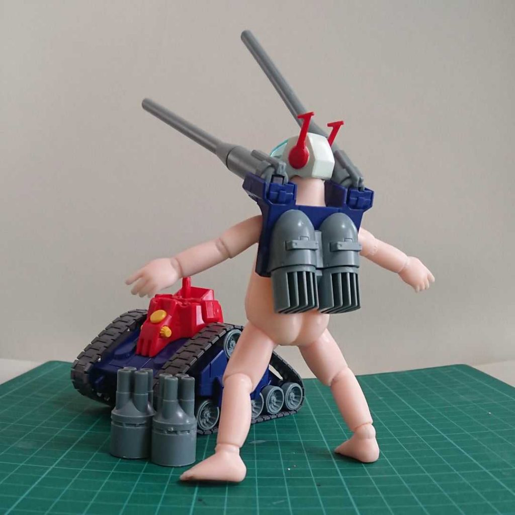 とにかく明るいガンタンク–4枚目/制作者：COPUKU