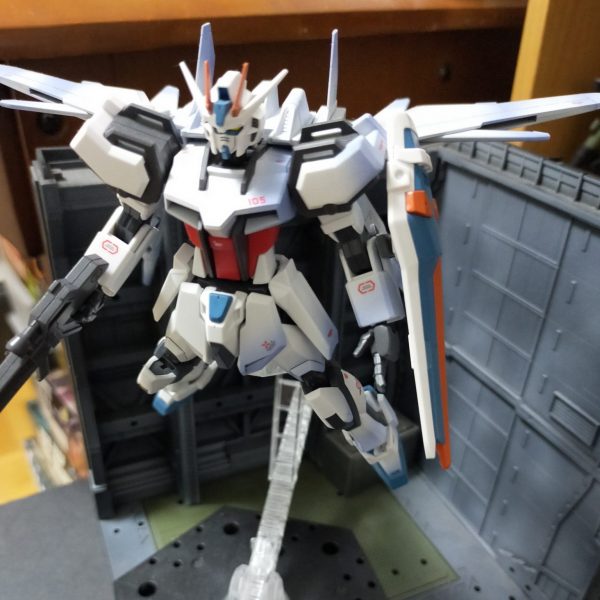 EGストライクガンダム