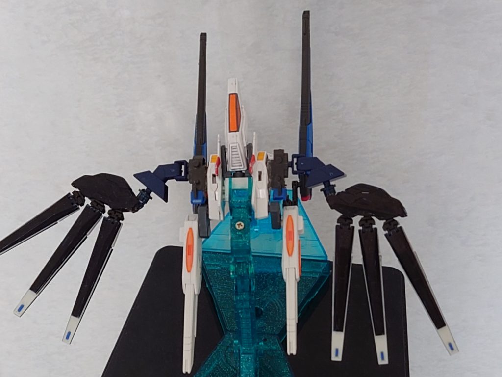 バックパックはこんな感じです。スタービルドストライクをベースにフルパッケージやファンネルを組み合わせてます。ストフリに負けない火力をコンセプトにしてます。