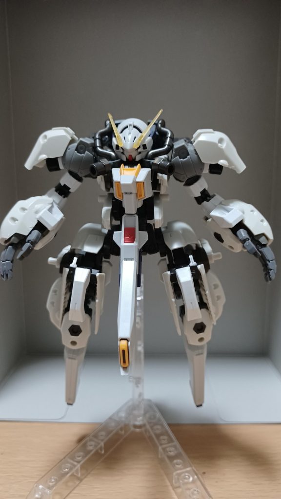 まずは正面から、やはりウーンドウォートは顔がいいね、ここだけは改造したくない!