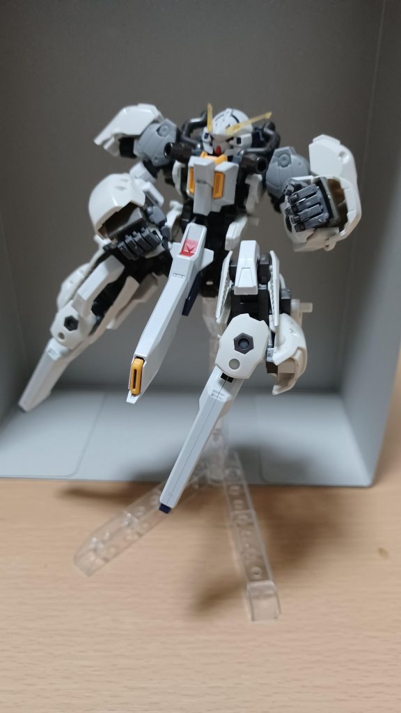 結構、可動域は高めです両手両足、共にワキワキ動きます、ご覧いただき、ありがとうございます、次は作品に合ったオリジナル武器を携えてきます!