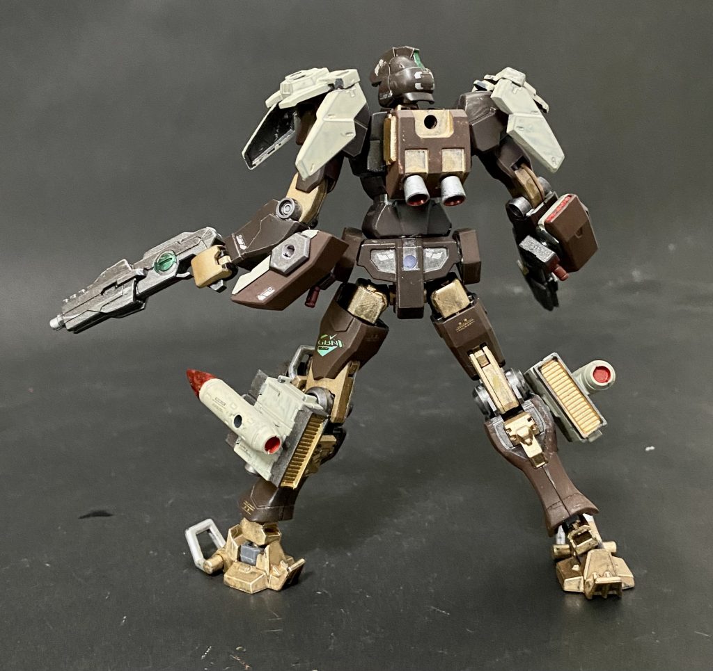 軽装タイプは大型ブースターは付けなくても十分な機動力がある。