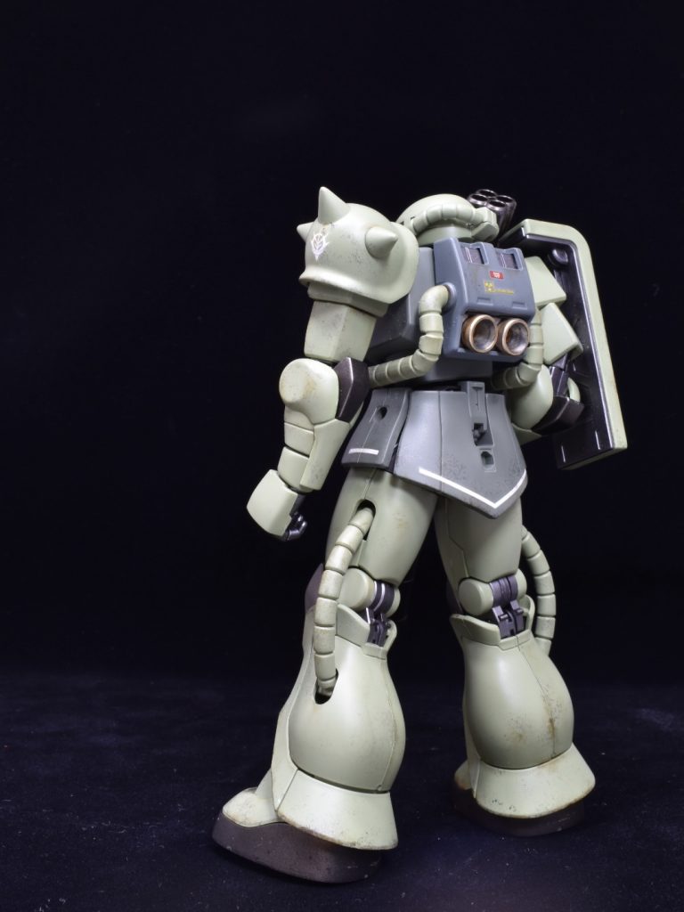 背面バックパックのコーションデカールがお気に入りです⚠️