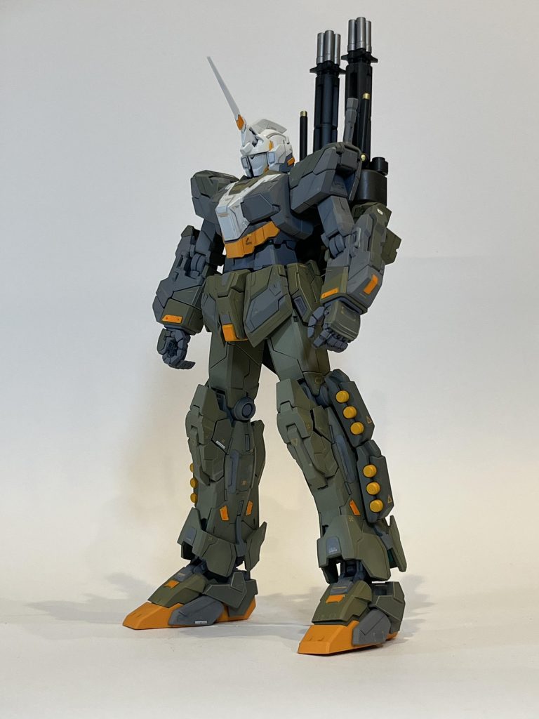 ソユーズカラーのユニコーンはデストロイモードが全く似合わないのでユニコーンモードのままです