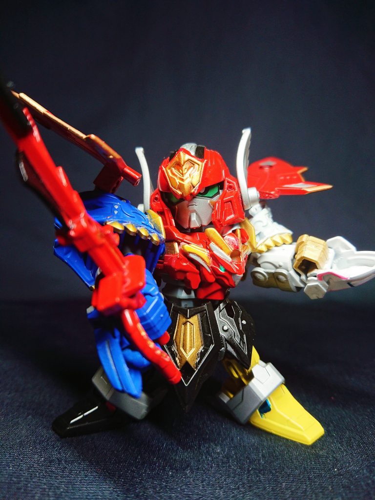 今回の戦隊ロボは、ゴセイジャーからゴセイグレートです。ナイトワールドの騎士で、アーサーの親衛隊の一人です。