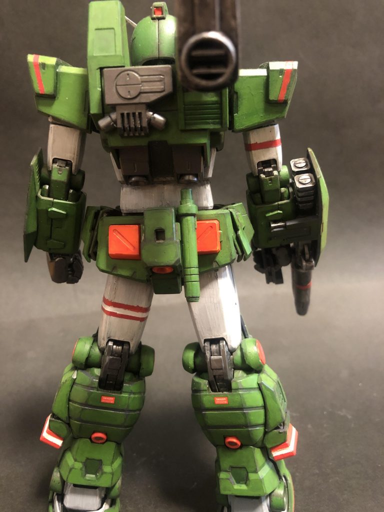 サーベルラック、折れて欠損です😥