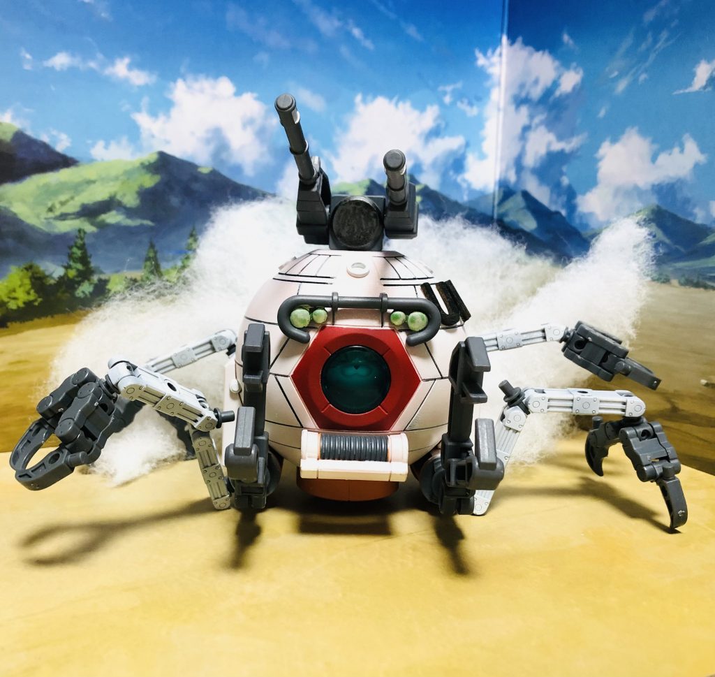 白く塗ったのは、当時パトレイバーの映画版第2作にハマってたから😁(あのOP、カッコイイよねー)宇宙世紀のPKO部隊ってなんやねんと自問しつつも、この頃からすでに創作ガンプラの片鱗がありますw