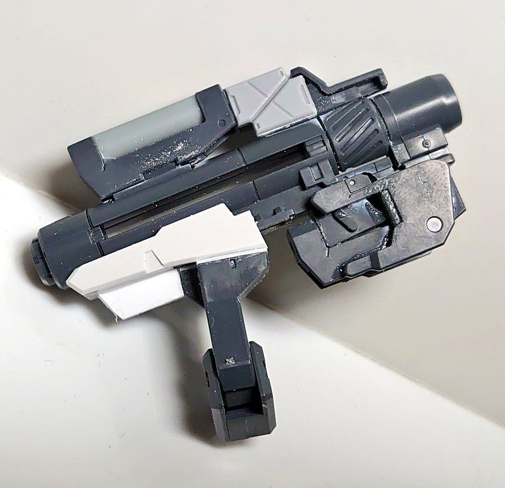 ヴァーチェのGNバズーカのパーツを組み換えました。