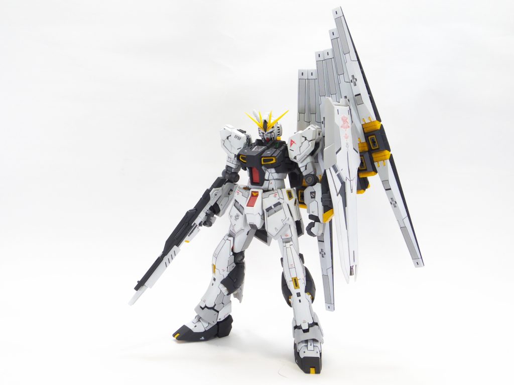 RG νガンダム–3枚目/制作者：guplafactory