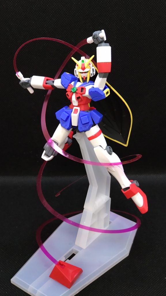 普段飾るのはこれくらい派手なポージングの方が良いですね(笑)