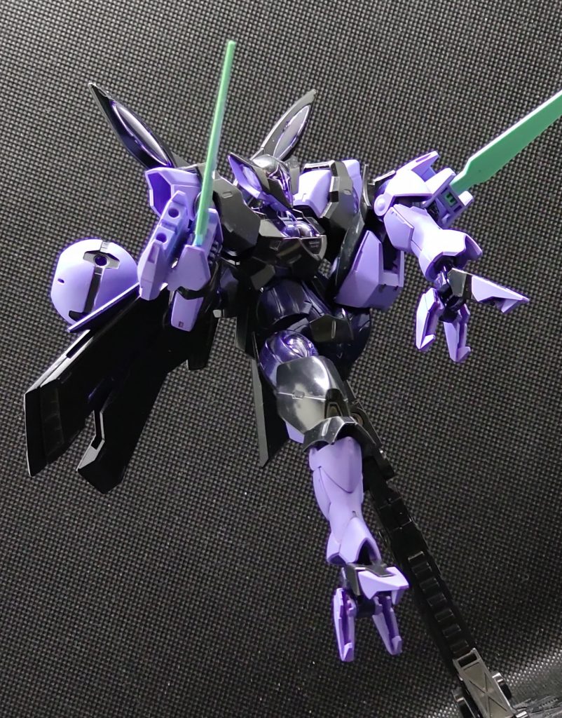 薄い紫もほんのり濃いので、全体の印象に合ってて良かったです。