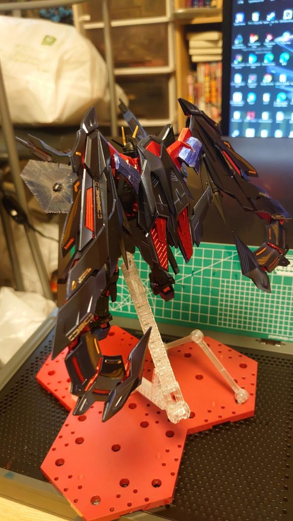 スーパードラグーンを排除し、マガノイクタチに換装。スーパードラグーンに要求される、高い空間認識能力やら、煩雑で繊細な操作、判断力等の熟練から開放し、機体本体の操作にリソースを割り触れる。