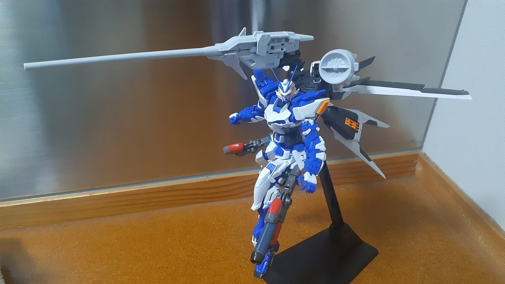 とりあえず装備‼️　　　　　　　　　　　　　もの足らん⁉️ど～しよう、ど～しよう、　　ﾀｯﾗﾀﾀｯﾗﾀ