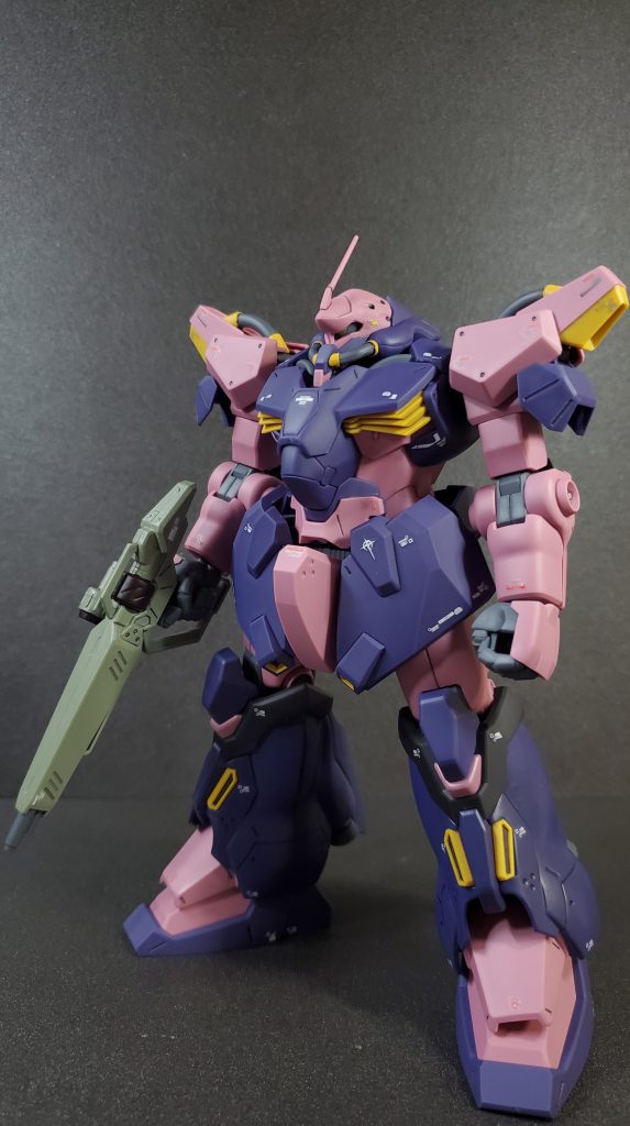 HGUC 1/144 メッサーＦ０２型（指揮官機）