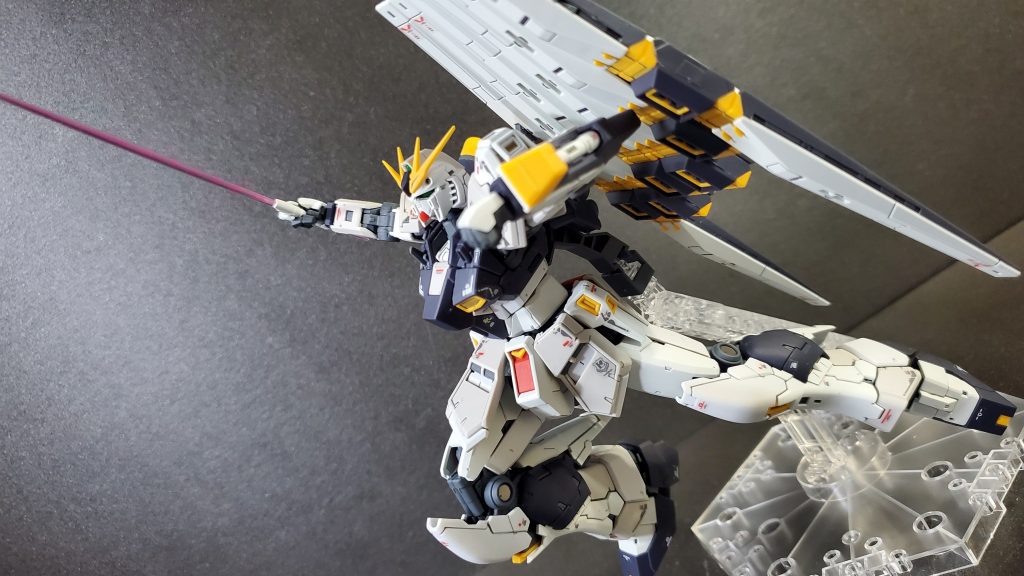 RG 1/144 νガンダムHWS–4枚目/制作者：エヴィン