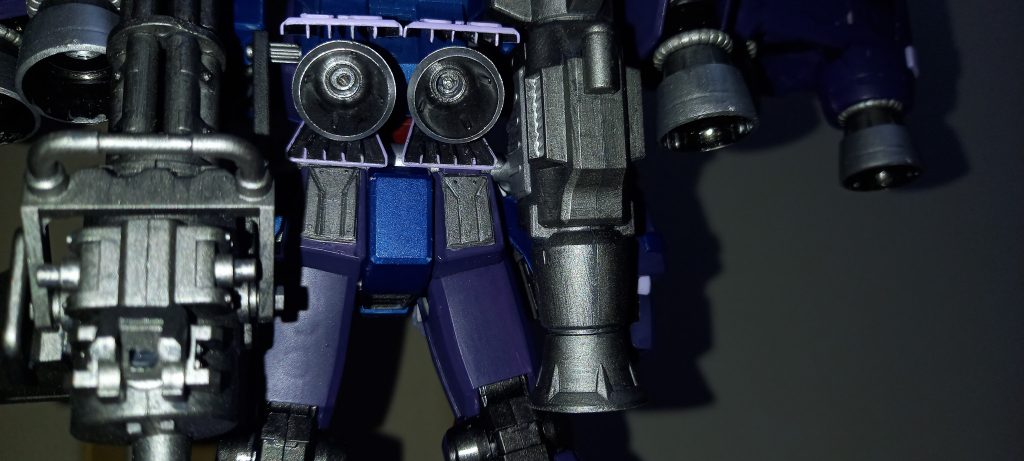 出力強化の追加バーニア、上下のガイド(?)はプラ板から自作