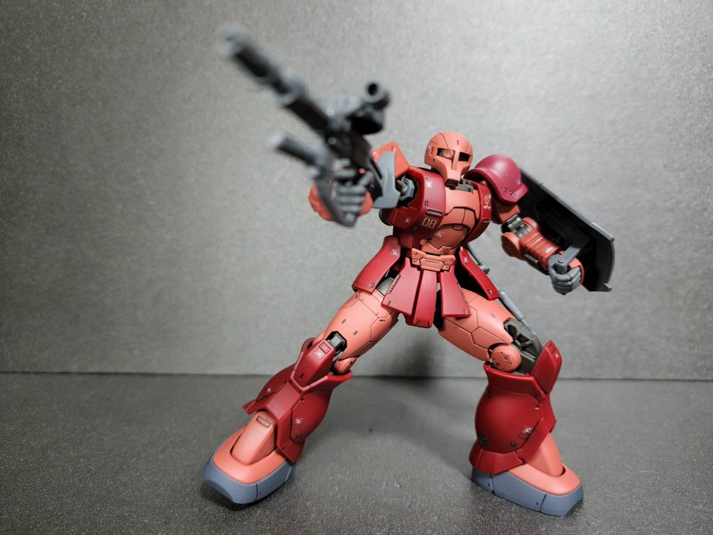 HGザクI（シャア・アズナブル機）–2枚目/制作者：エヴィン