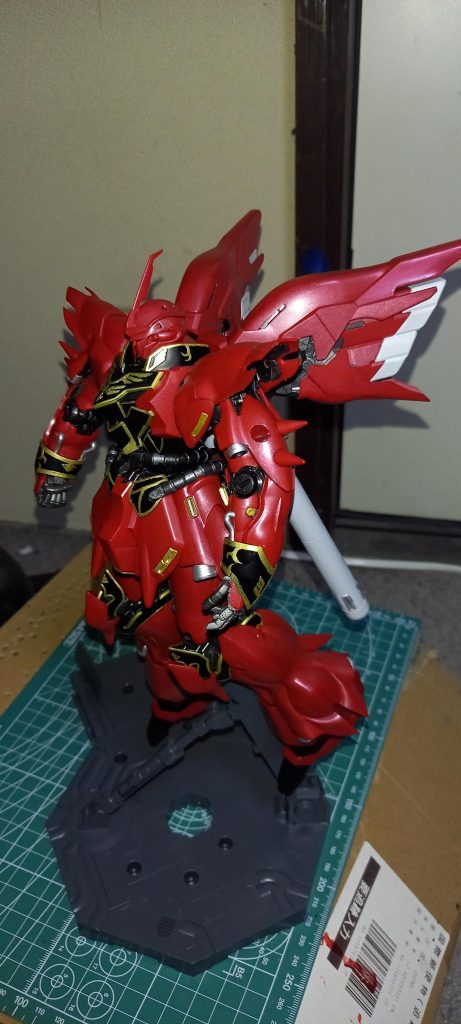 金モールのところ含めて全て筆塗りですこれと言った特徴はありませんw